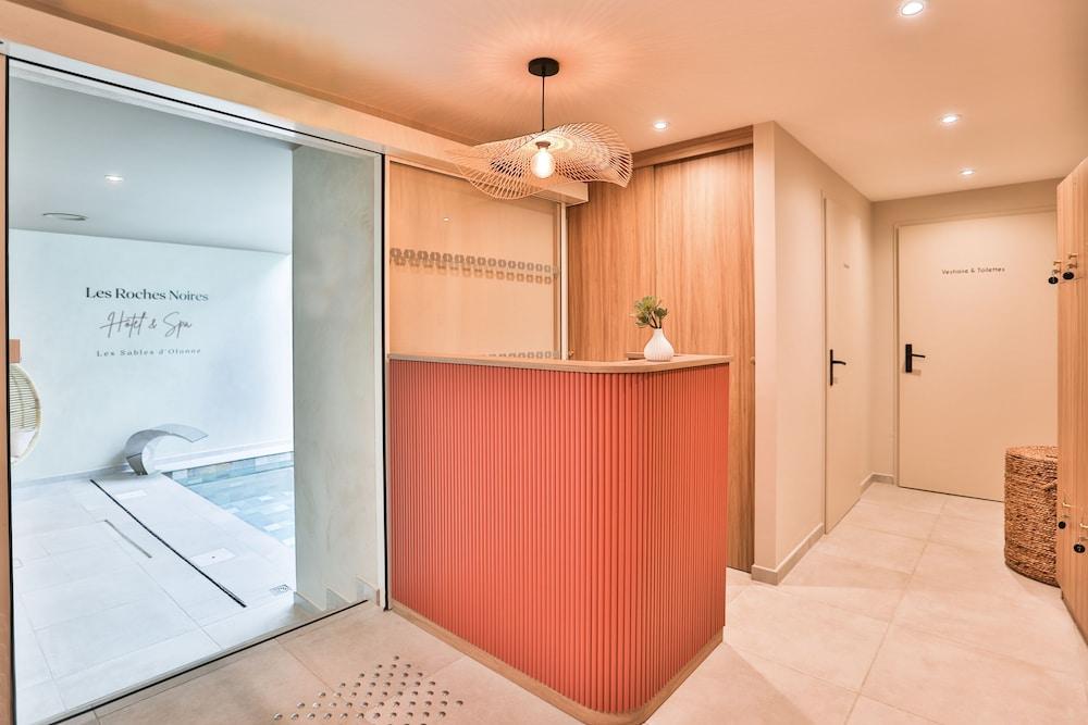 Hotel&spa Les Roches Noires Les Sables-dʼOlonne